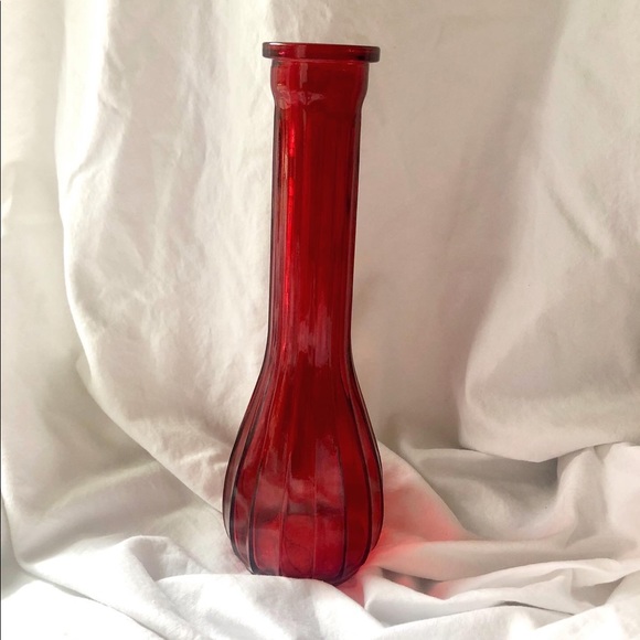 Red vase - Picture 3 of 3